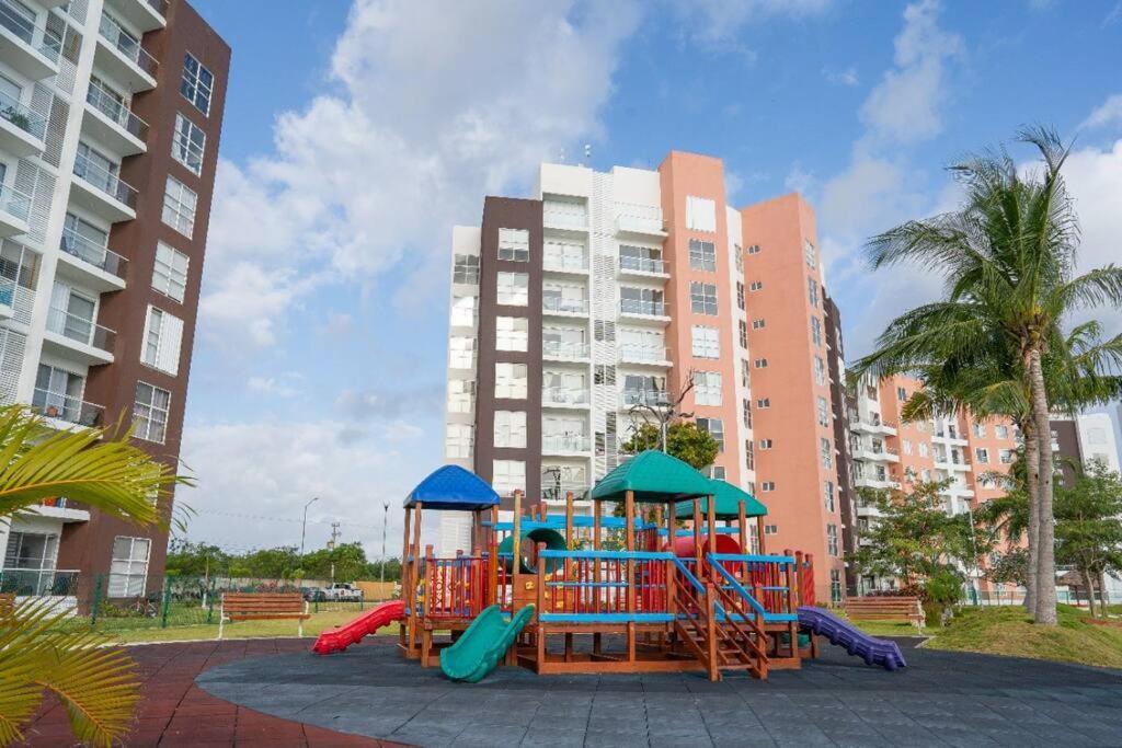 Departamento Con Laguna Artificial Cancun Exterior photo